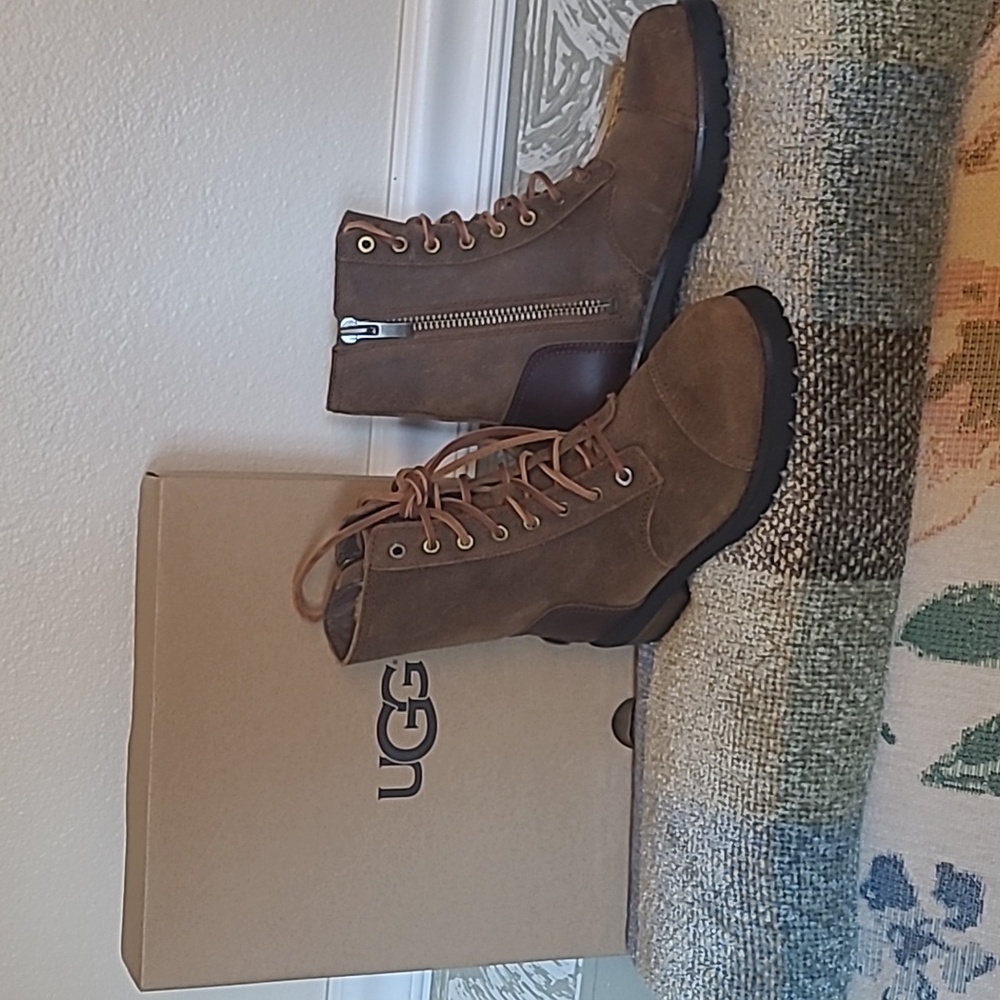NWB Authentic UGG Kilmer II Boots Sz 6